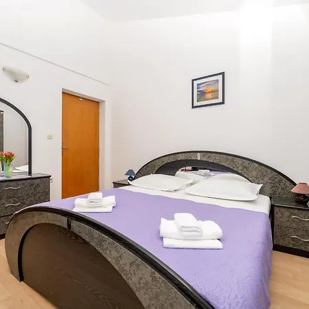 Olive And Sea بيت ضيافة Tučepi